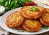 طرز تهیه کوکو سیب زمینی با پنیر پارمسان؛ ترد و خوش عطر